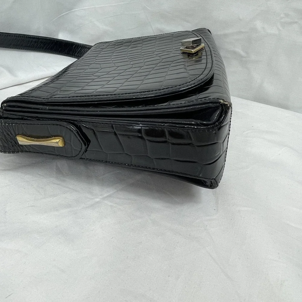 Vintage Crocodile Leather Handbag with ,Gold Hardware,Leather Inside, Black‎